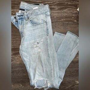 American Eagle Women’s jeans